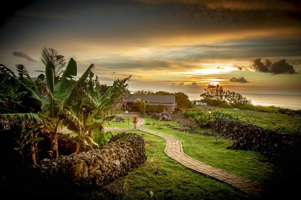 Pikera Uri Eco Lodge Hanga Roa Exterior photo